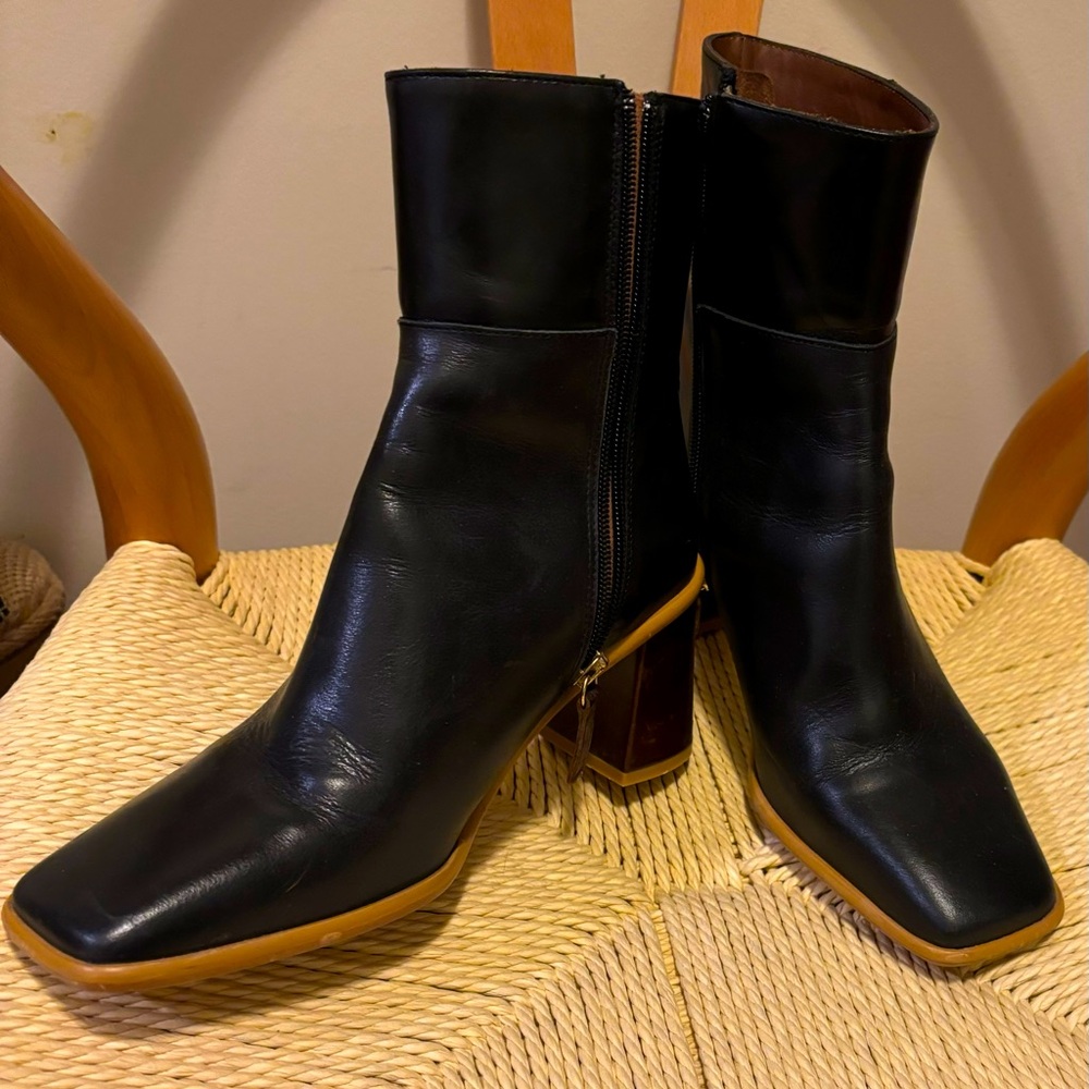 Aloha’s women’s vintage ankle boot